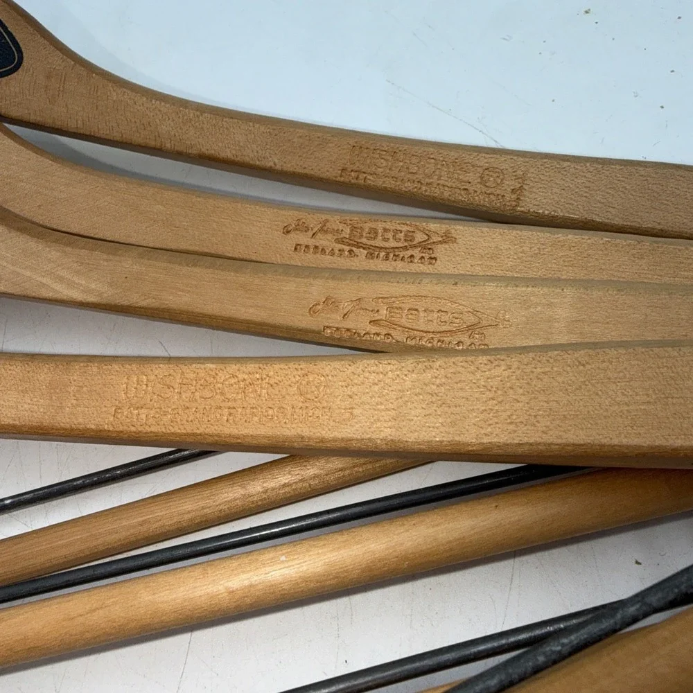 Lot 4 Wooden Suit Hangers & Pants Vintage Natural Wood Shelbyville KY Strathmore